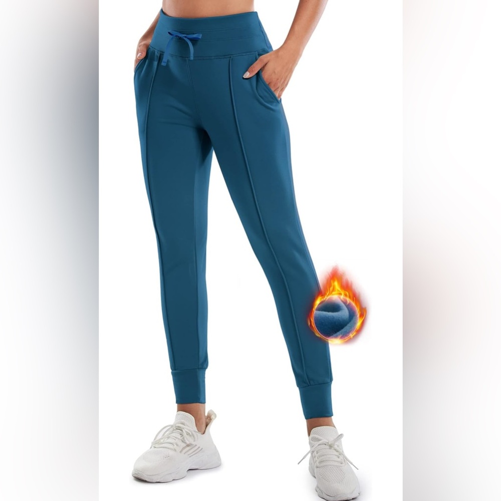 NWT Women’s Fleece Lined Athletic Joggers Size XS